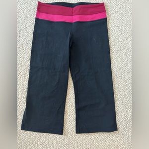 LULULEMON GROOVE PINK COLOR BLOCK FLARE BLACK YOGA REVERSIBLE LEGGINGS 4